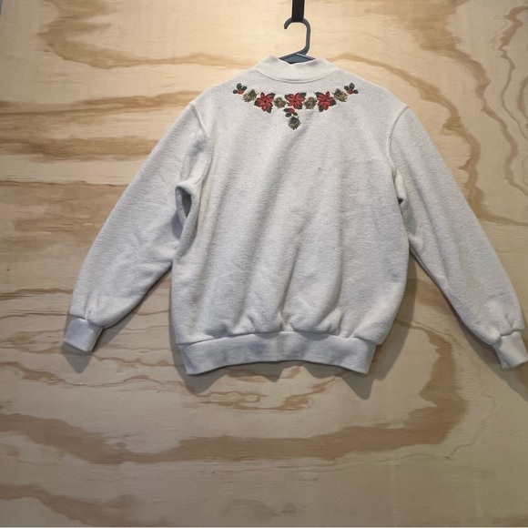 Bon Worth Womens Sweater Sz PM Ivory Floral Embroidery Crew Neck Long Sleeve - Picture 3 of 8
